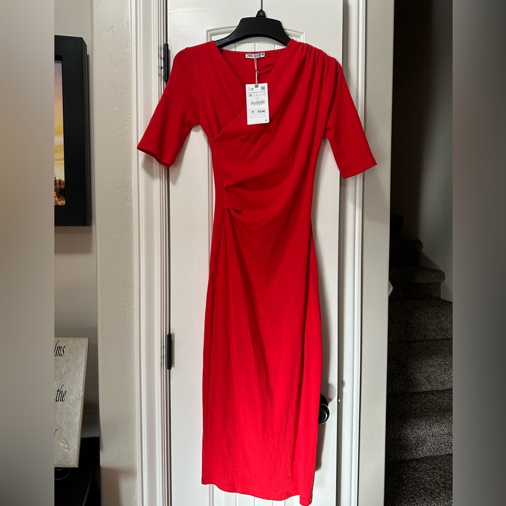 NWT Zara Bodycon Dress. Size M